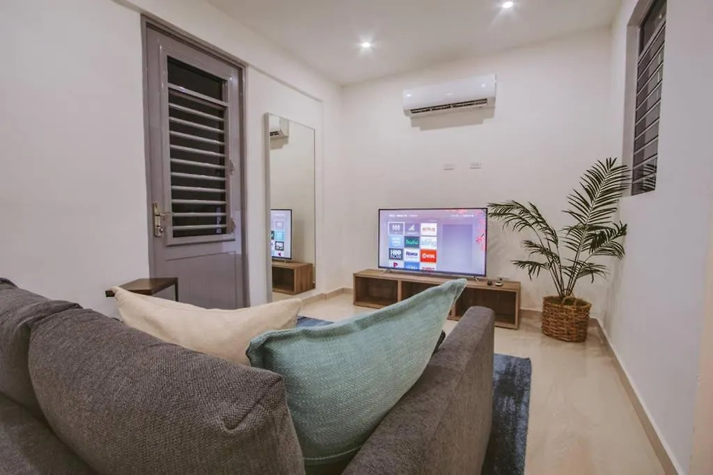 Two Bedroom Apt In Old Sj Five Min Walking From The Beach - Sevilla Court I location