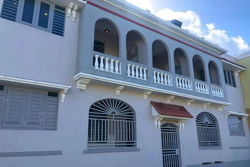 Two Bedroom Apt In Old Sj Five Min Walking From The Beach - Sevilla Court I San Juan