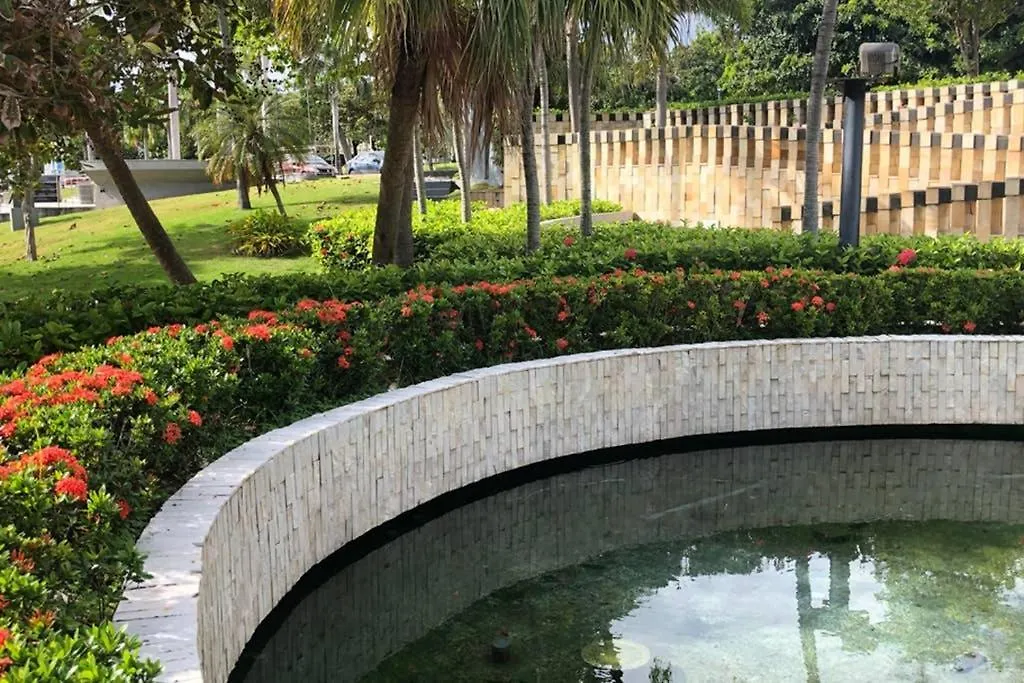 Two Bedroom Apt In Old Sj Five Min Walking From The Beach - Sevilla Court I San Juan